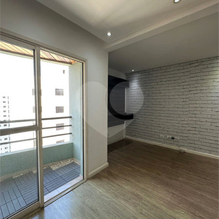 Apartamento à venda com 3 quartos, sendo 1 suíte,  em Gopoúva, Guarulhos, SP