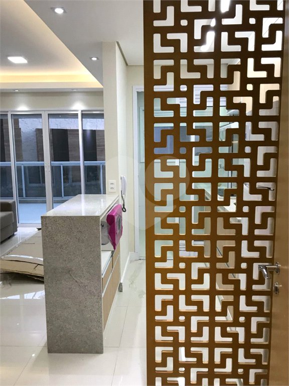 Apartamento à venda com 1 quarto em Empresarial 18 do Forte, Barueri, SP