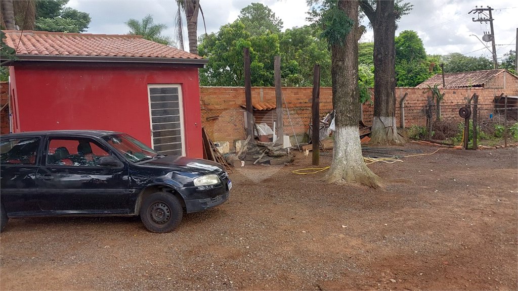 Chácara à venda com 4 quartos no Centro, Araçoiaba da Serra, SP