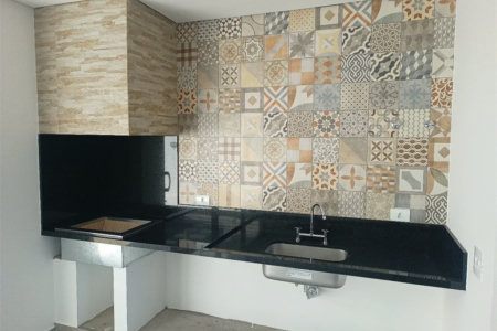 Casa à venda com 3 suítes no condomínio Real Park, Sumaré - SP