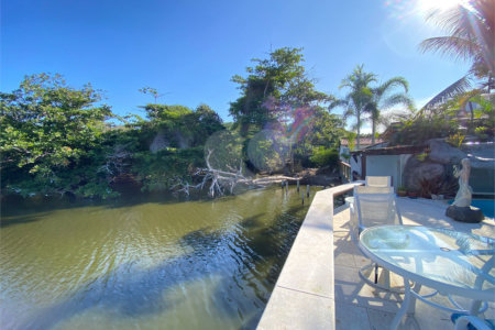 Casa à venda com 6 quartos, sendo 4 suítes, em Canto, Armação dos Búzios, RJ