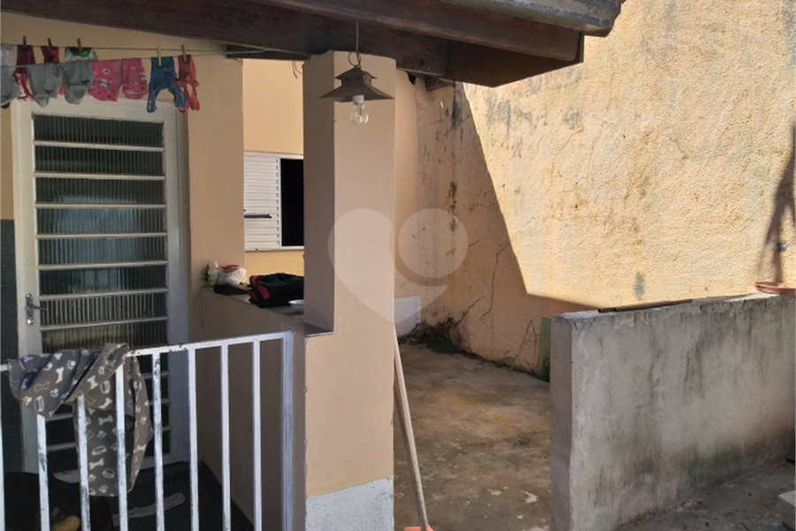 Casa Térrea à venda com 3 quartos, sendo 1 suíte,  no Centro, Serra Negra, SP