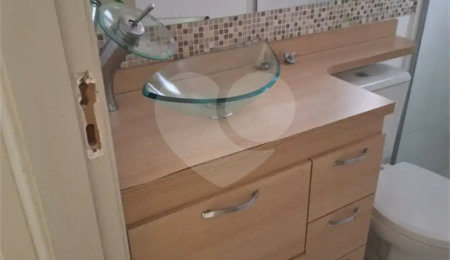 Apartamento à venda com 3 quartos, sendo 1 suíte,  em Vila Carrão, São Paulo, SP