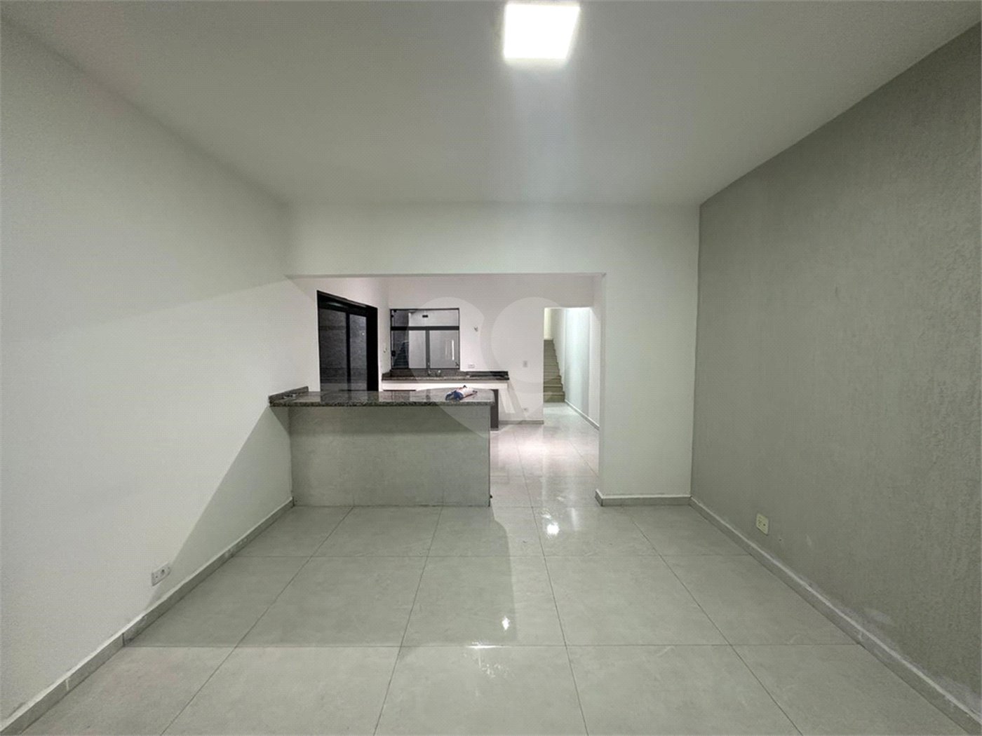 Casa Térrea à venda com 3 quartos, sendo 1 suíte,  em Vila Suissa, Mogi das Cruzes, SP