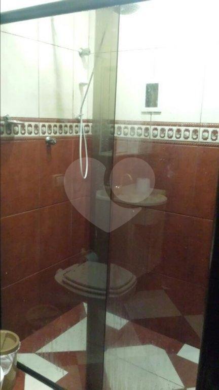 Casa à venda com 3 quartos, sendo 1 suíte, no condomínio Jardim das Pedras, São Paulo - SP