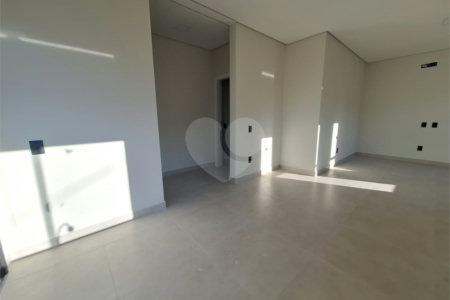 Casa Térrea à venda com 3 quartos, sendo 1 suíte, em Jardim Regina, Indaiatuba, SP