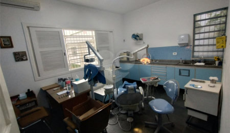 Casa Térrea à venda com 1 quarto em Interlagos, São Paulo, SP