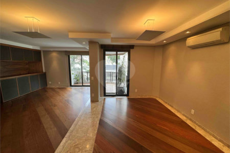 Apartamento à venda com 3 quartos, sendo 1 suíte, em Perdizes, São Paulo, SP
