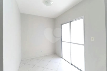Apartamento à venda com 3 quartos, sendo 1 suíte, em Vila Mazzei, São Paulo, SP
