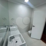 Casa à venda ou para alugar com 4 quartos, sendo 2 suítes, no condomínio Lago Azul, Araçoiaba da Serra - SP