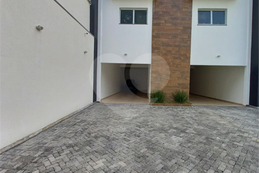 Casa para alugar com 4 suítes no condomínio Milenium, São Paulo - SP