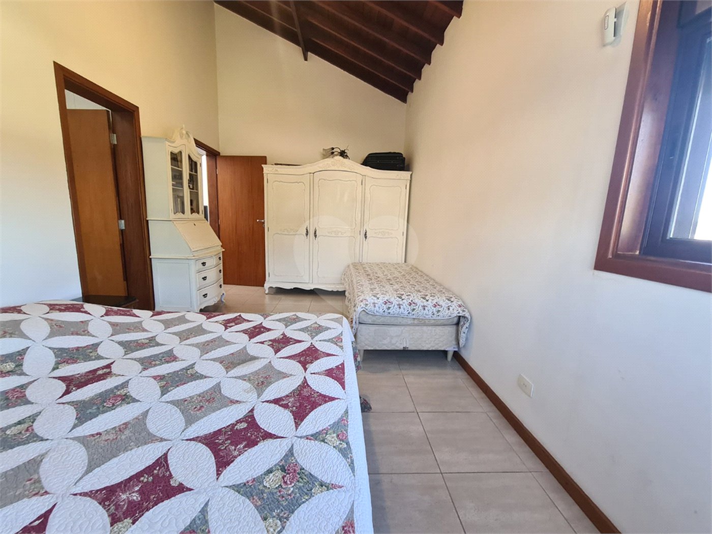 Casa à venda com 4 suítes no condomínio Santa Teresa, Itupeva - SP