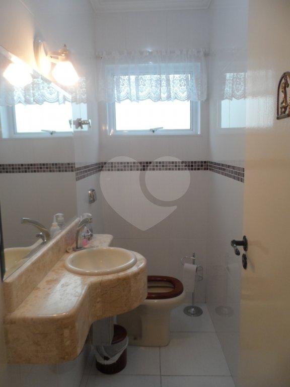 Sobrado à venda com 3 quartos, sendo 1 suíte, em Jardim Virginia Bianca, São Paulo, SP