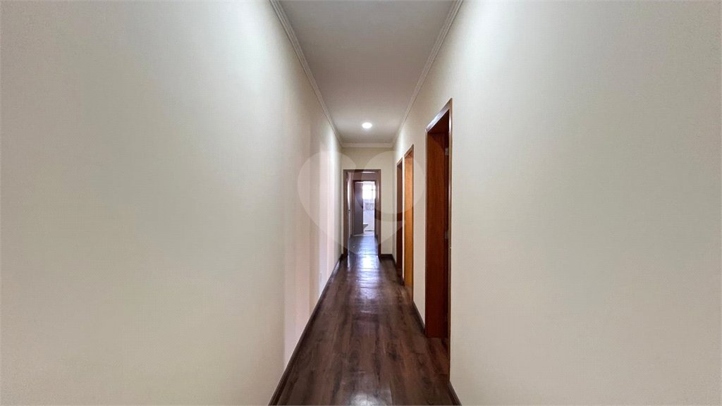 Casa à venda com 3 suítes no condomínio Haras Paineiras, Salto - SP