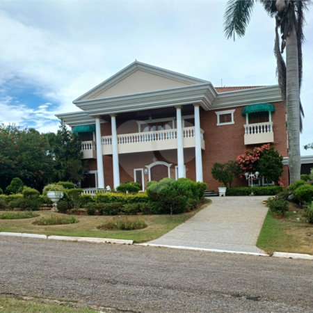 Casa à venda com 6 suítes no condomínio Portal da Raposo, Sorocaba - SP