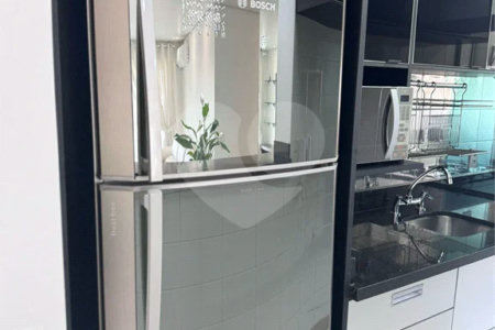 O Seu Apartamento Exclusivo: 74 m² Reformados ao Lado do Ibirapuera!