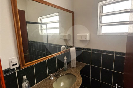 Casa com 70m², 3 dormitórios, sendo 1 suíte, 4 vagas, à venda no bairro do Ipiranga.