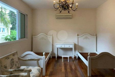 Casa à venda com 3 suítes no condomínio Brooklin Hills, São Paulo - SP
