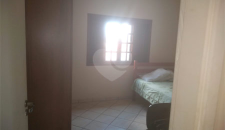 Sobrado à venda com 3 quartos em Vila Parque Jabaquara, São Paulo, SP