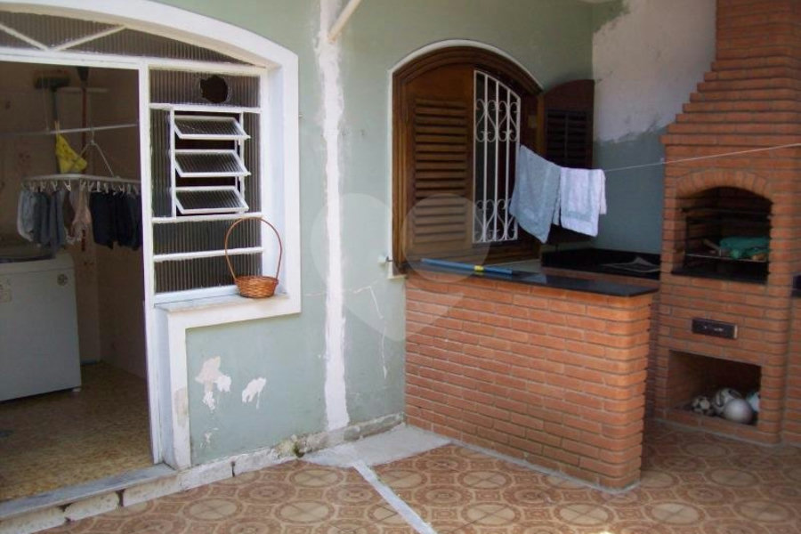 Sobrado à venda com 3 suítes em Carandiru, São Paulo, SP