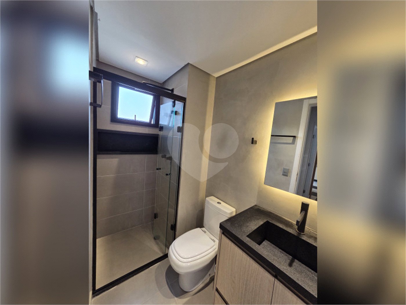 Apartamento à venda ou para alugar com 3 quartos, sendo 1 suíte,  em Vila Olímpia, São Paulo, SP