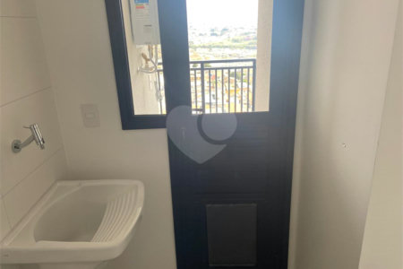 Apartamento à venda com 2 suítes em Alvinópolis, Atibaia, SP
