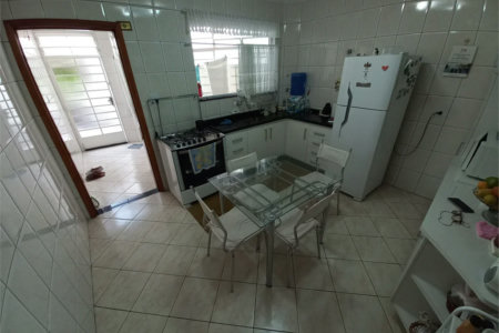 Sobrado à venda com 3 quartos, sendo 1 suíte, em Jardim Umarizal, São Paulo, SP