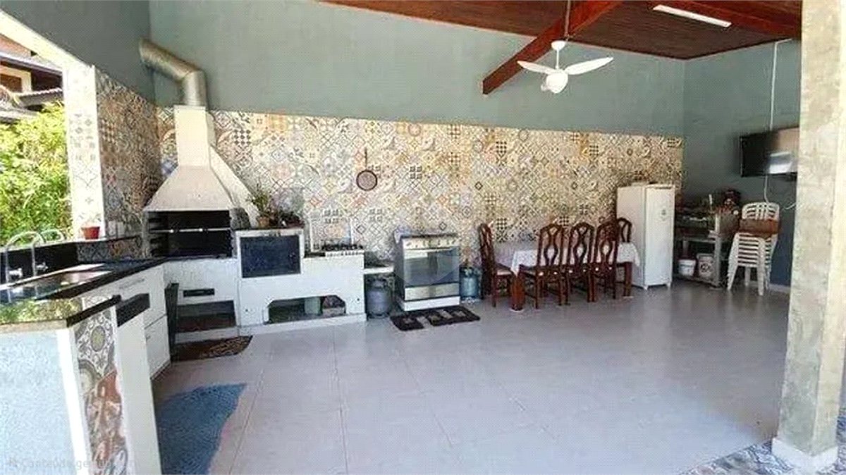 Chácara à venda com 3 quartos, sendo 2 suítes, em Santa Cândida, Vinhedo, SP