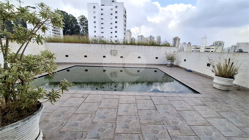 Casa à venda com 4 suítes em Jardim São Bento, São Paulo, SP