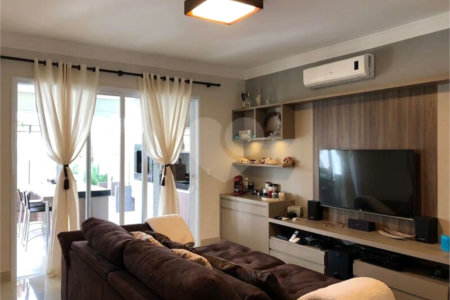 Casa à venda com 4 quartos, sendo 3 suítes, no condomínio Residencial Terra Nobre, Indaiatuba - SP