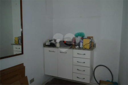 Apartamento à venda com 3 quartos, sendo 1 suíte,  em Vila Mariana, São Paulo, SP