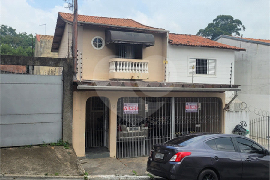 Sobrado à venda com 3 quartos, sendo 1 suíte,  em Tremembé, São Paulo, SP