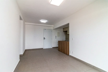Apartamento à venda com 3 quartos, sendo 1 suíte, em Vila Anastácio, São Paulo, SP
