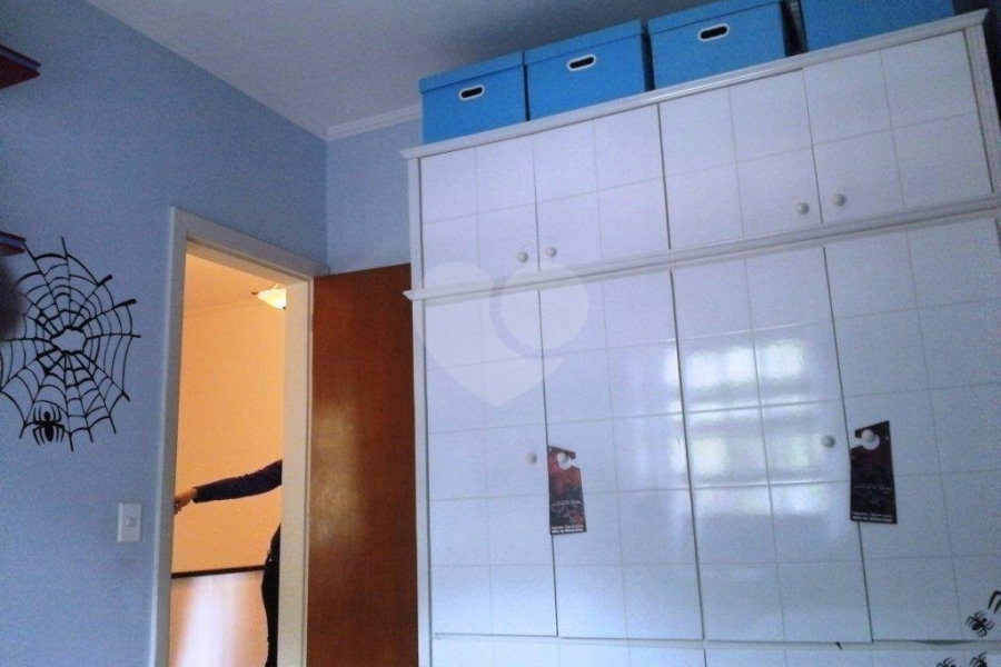 Casa à venda com 4 quartos, sendo 2 suítes,  em Horto, São Paulo, SP
