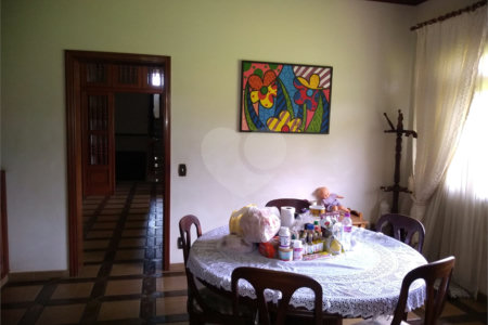 Chácara à venda com 5 quartos, sendo 3 suítes, em Chácaras São Bento, Valinhos, SP