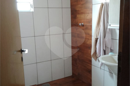 Sobrado à venda com 4 quartos, sendo 1 suíte, em Jardim Marisa, São Paulo, SP