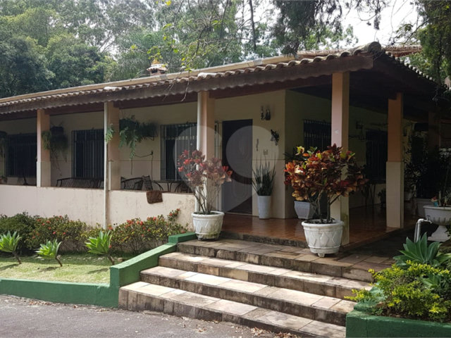 Casa à venda com 5 quartos, sendo 1 suíte,  em Serra da Cantareira, Mairiporã, SP