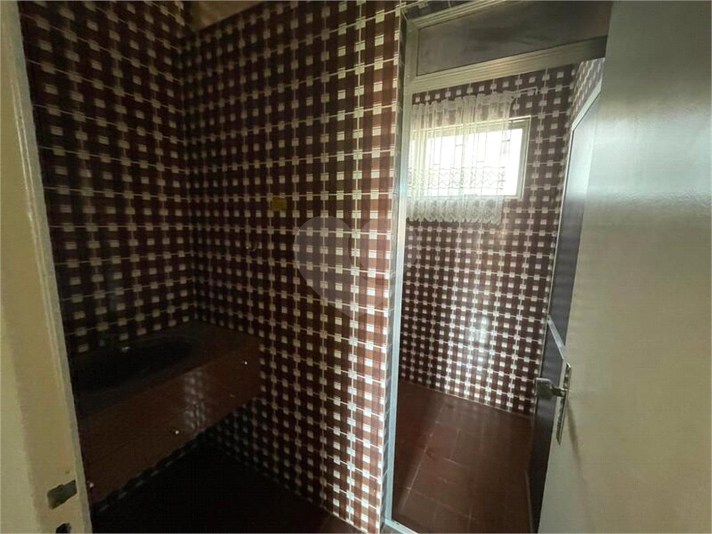 Sobrado à venda com 4 quartos, sendo 1 suíte, em Vila Congonhas, São Paulo, SP