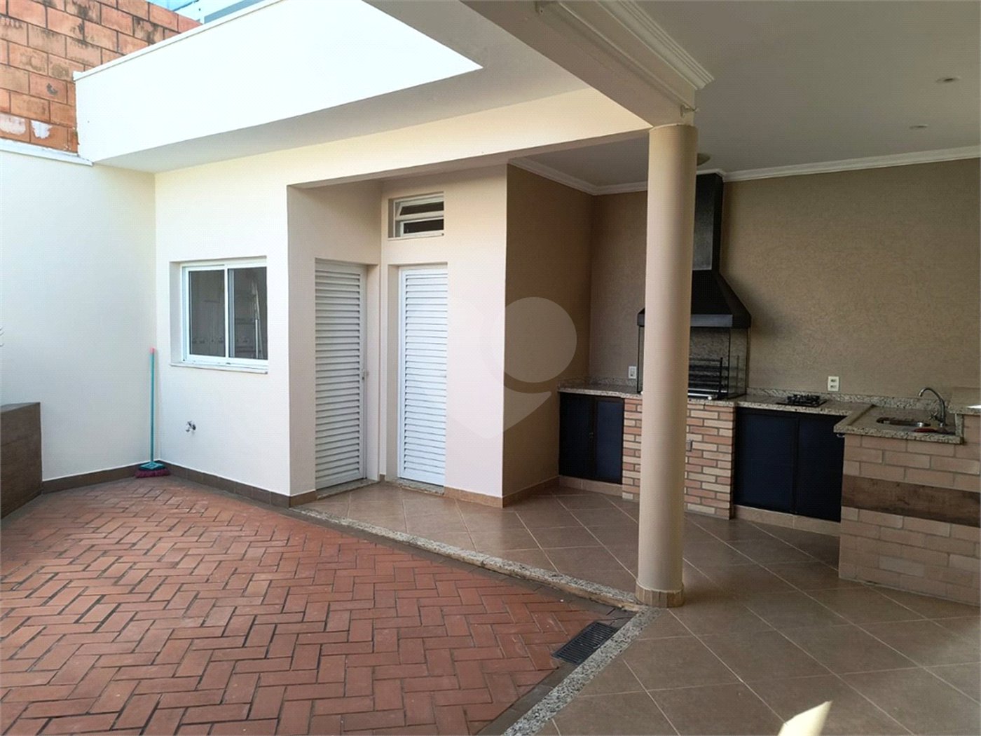 Casa à venda ou para alugar com 3 quartos, sendo 1 suíte, no condomínio Vista Verde, Indaiatuba - SP