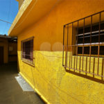 Sobrado à venda com 4 quartos, sendo 1 suíte, em Vila Amorim, Suzano, SP