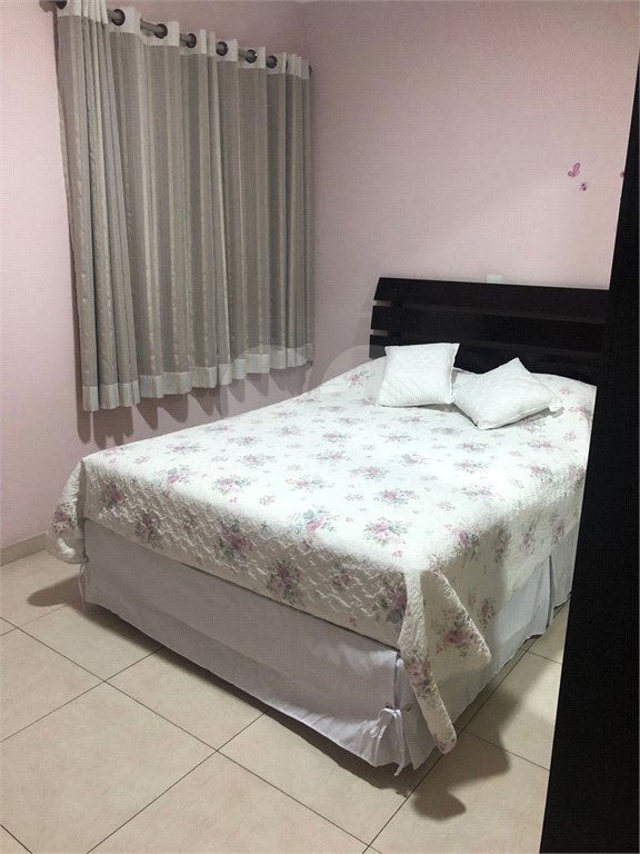 Sobrado à venda com 3 quartos, sendo 1 suíte, em Vila Tibiriçá, Santo André, SP