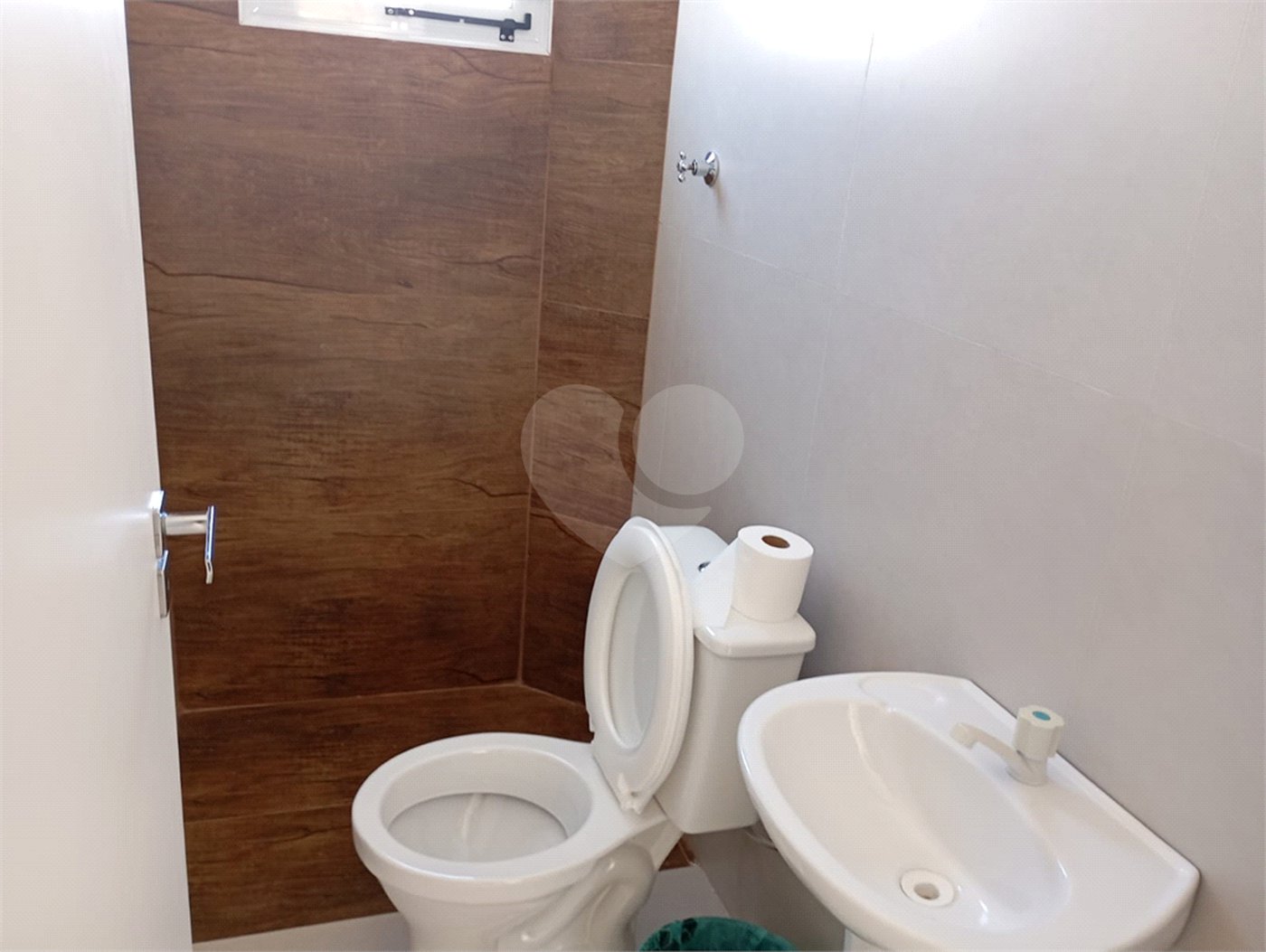 Apartamento à venda com 2 quartos em Lopes de Oliveira, Sorocaba, SP