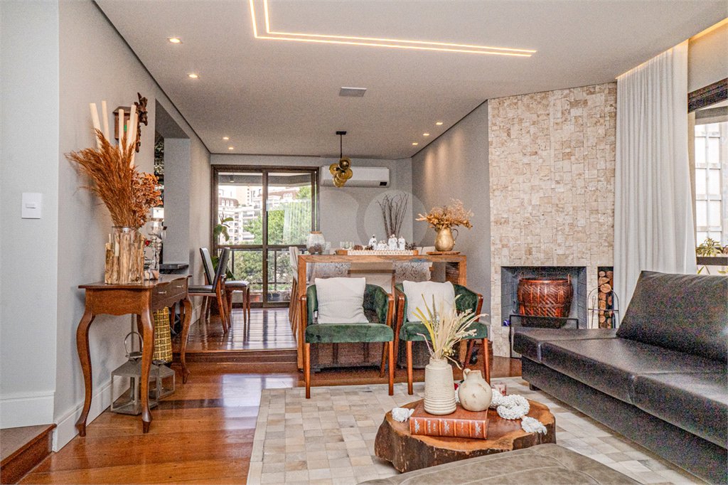 Apartamento à venda com 4 quartos, sendo 3 suítes, em Perdizes, São Paulo, SP