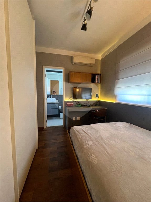 Apartamento à venda com 4 quartos, sendo 2 suítes,  em Brooklin Paulista, São Paulo, SP