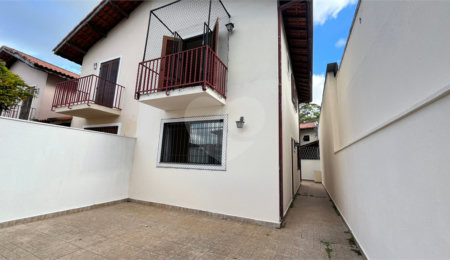 Casa à venda com 3 quartos, sendo 1 suíte,  em Jardim Morro Verde, São Paulo, SP