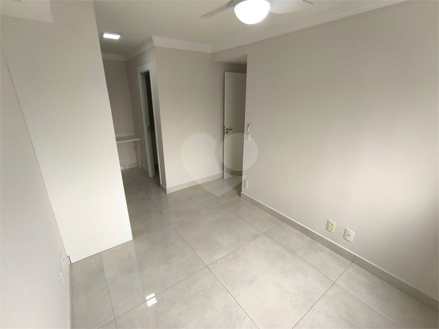 Apartamento à venda com 2 quartos, sendo 1 suíte, em Jardim Vazani, São Paulo, SP