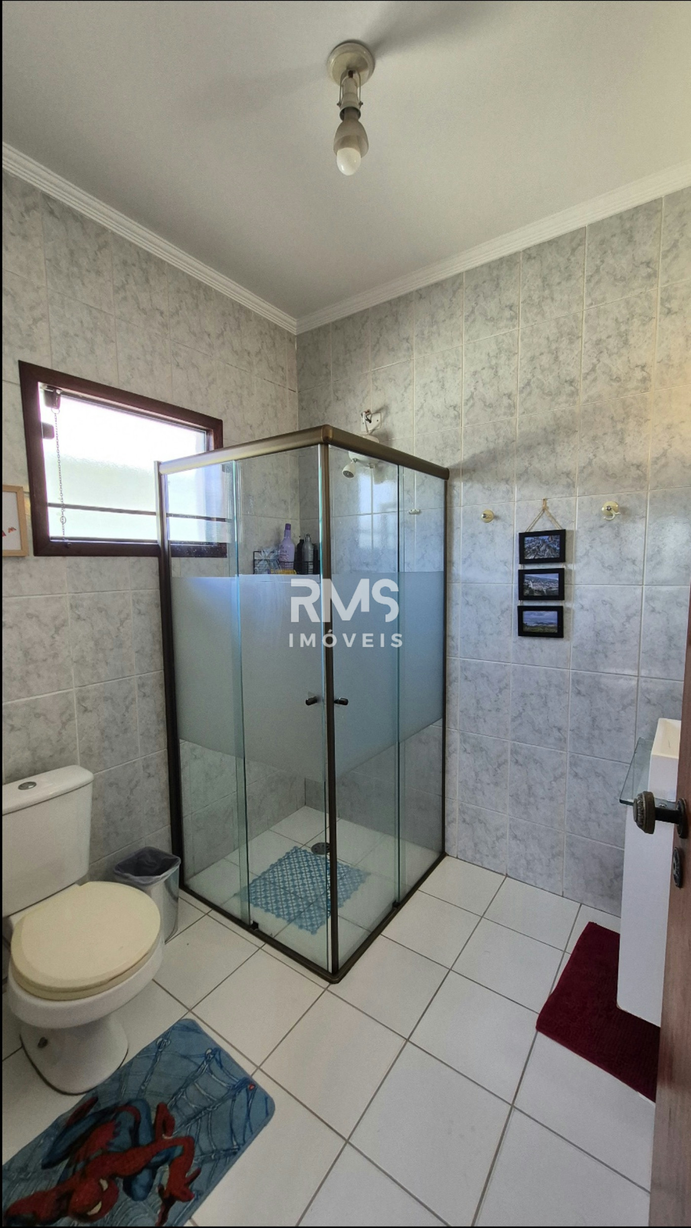 Casa à venda com 3 suítes no condomínio Granja Olga II, Sorocaba - SP