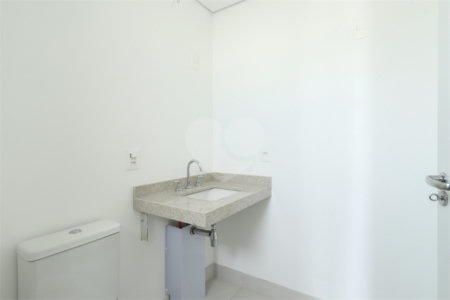 Apartamento à venda com 3 quartos, sendo 2 suítes,  em Brooklin, São Paulo, SP
