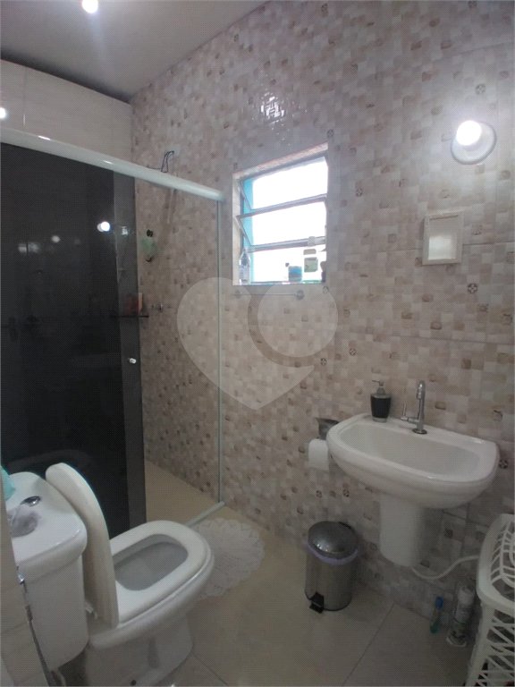 Casa Térrea à venda com 3 suítes em Loty, Itanhaém, SP