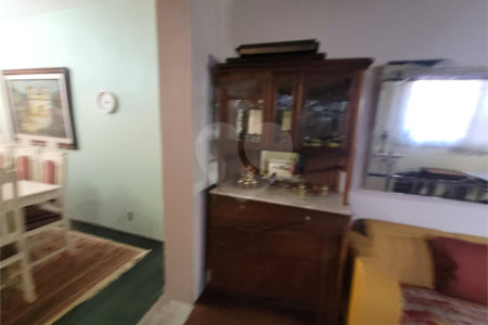 Sobrado à venda com 3 quartos, sendo 1 suíte, em Vila Hamburguesa, São Paulo, SP
